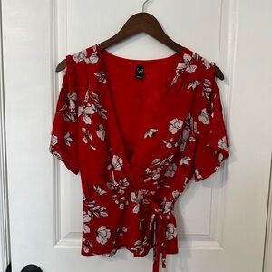 Women’s Side-Tie Blouse / Size: M